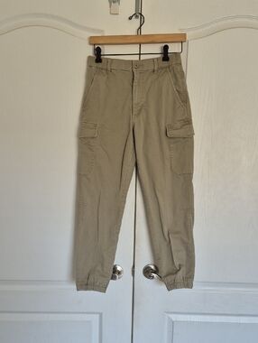 Uniqlo Khaki Cargo Jogger Pants